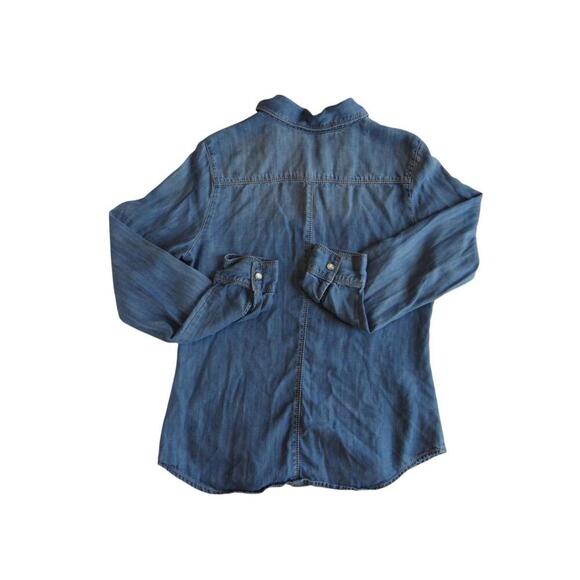 Trouvé Women's Denim Shirt - Stylish & Comfortable - Picture 3 of 7